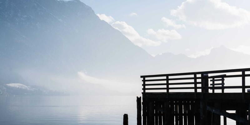 明星八卦与趣味视频齐飞：老歌老剧如何借喜乐见内容再度翻红